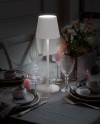 Lampe LED Nomade Sans fil noire ou blanche - Location événement intérieur/extérieur